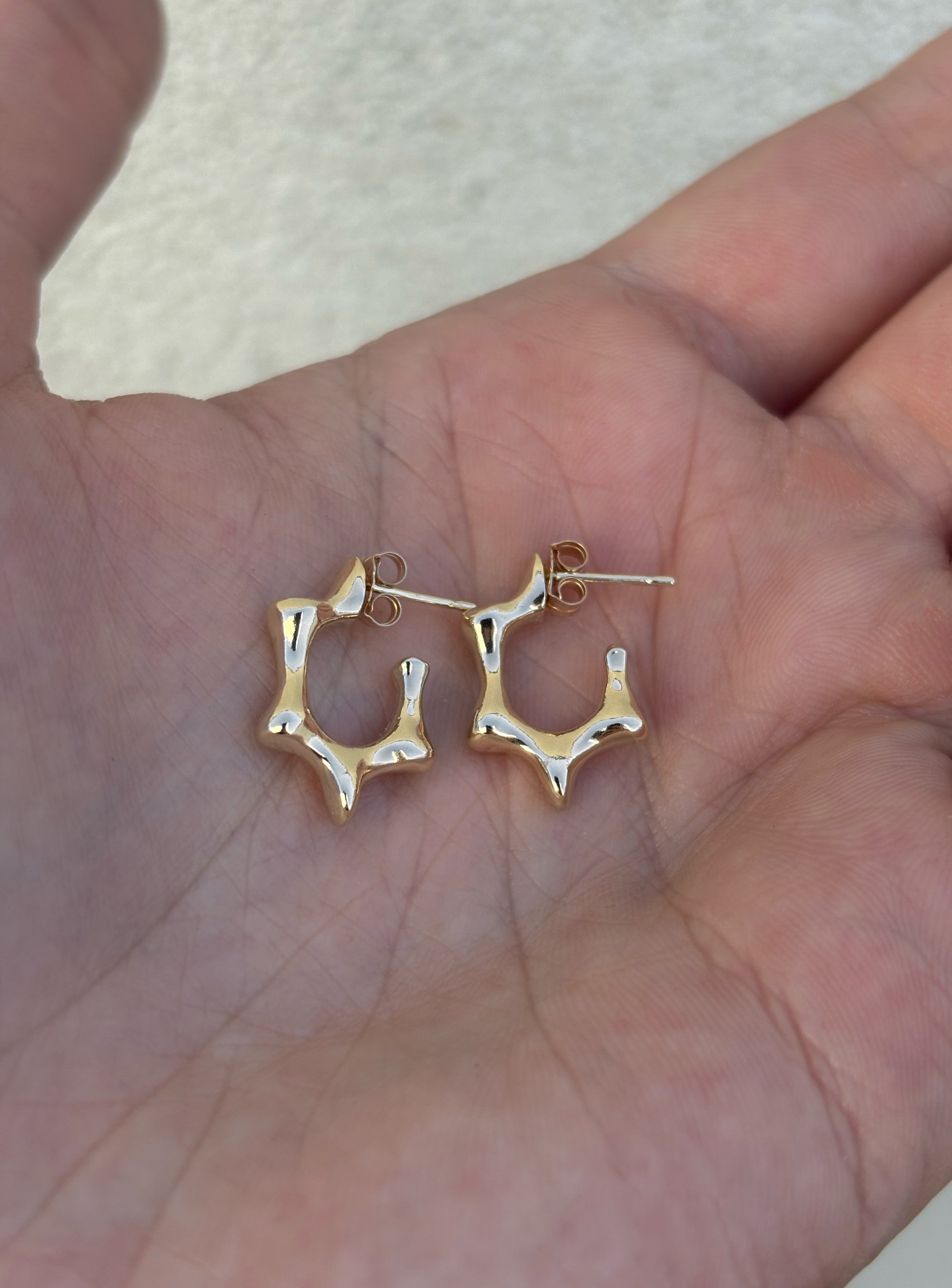 6 POINT STUD(S) GOLD