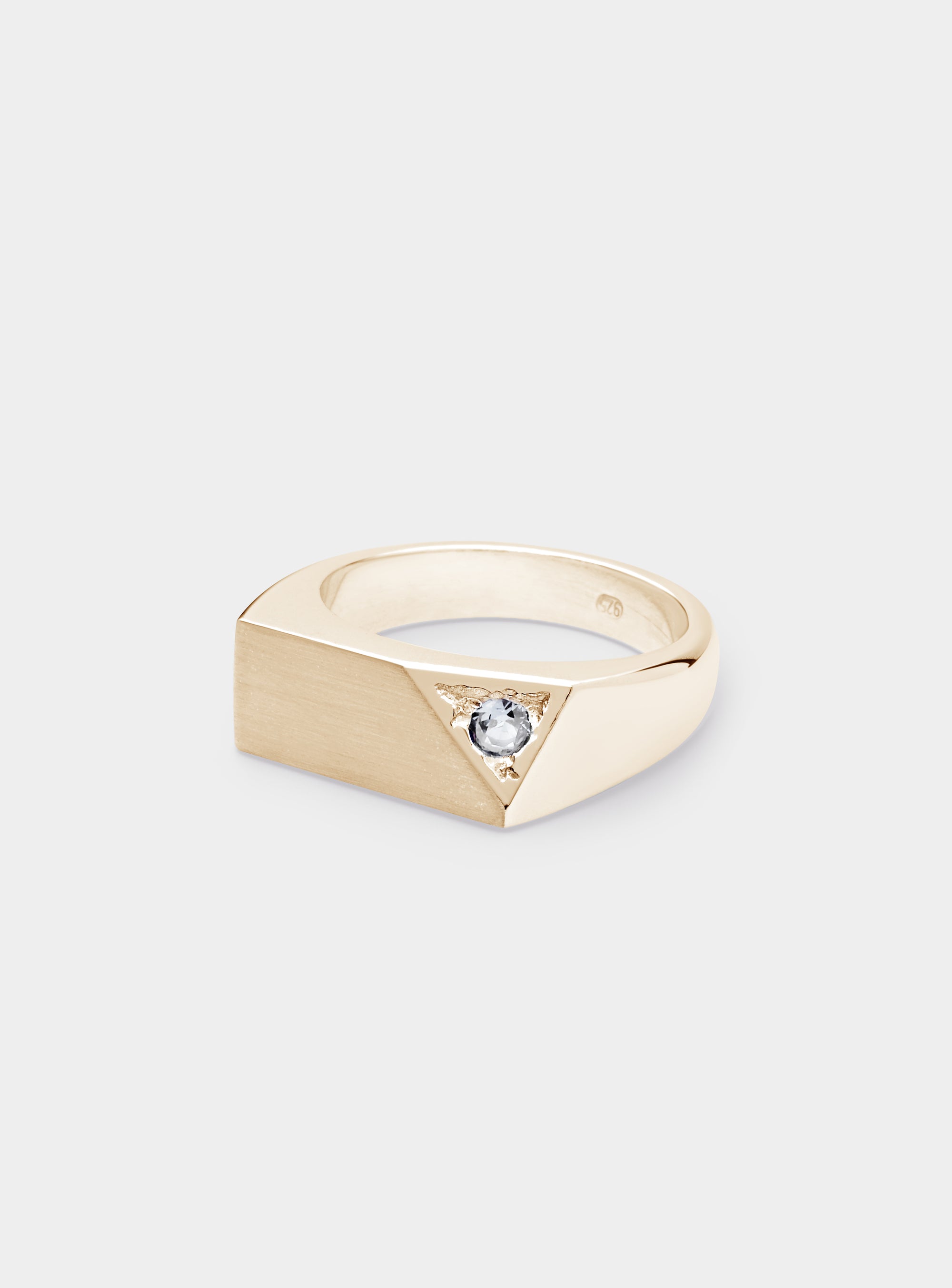 AXIAL SIGNET GOLD