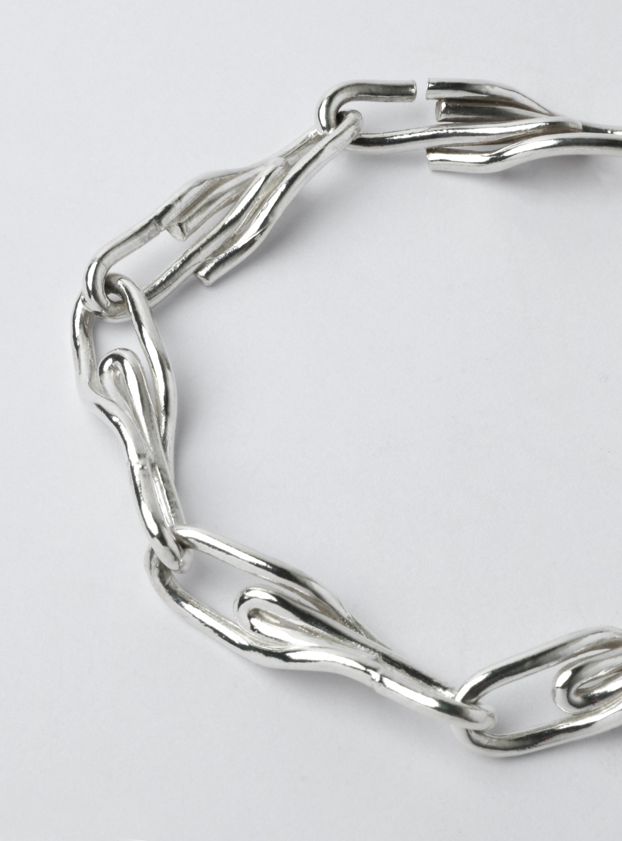THICK PAPER CLIP BRACELET
