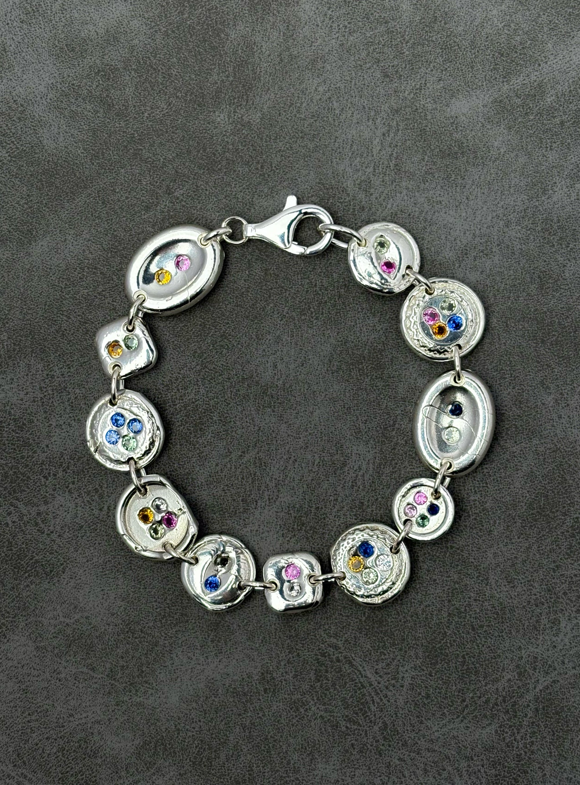BUTTON BRACELET