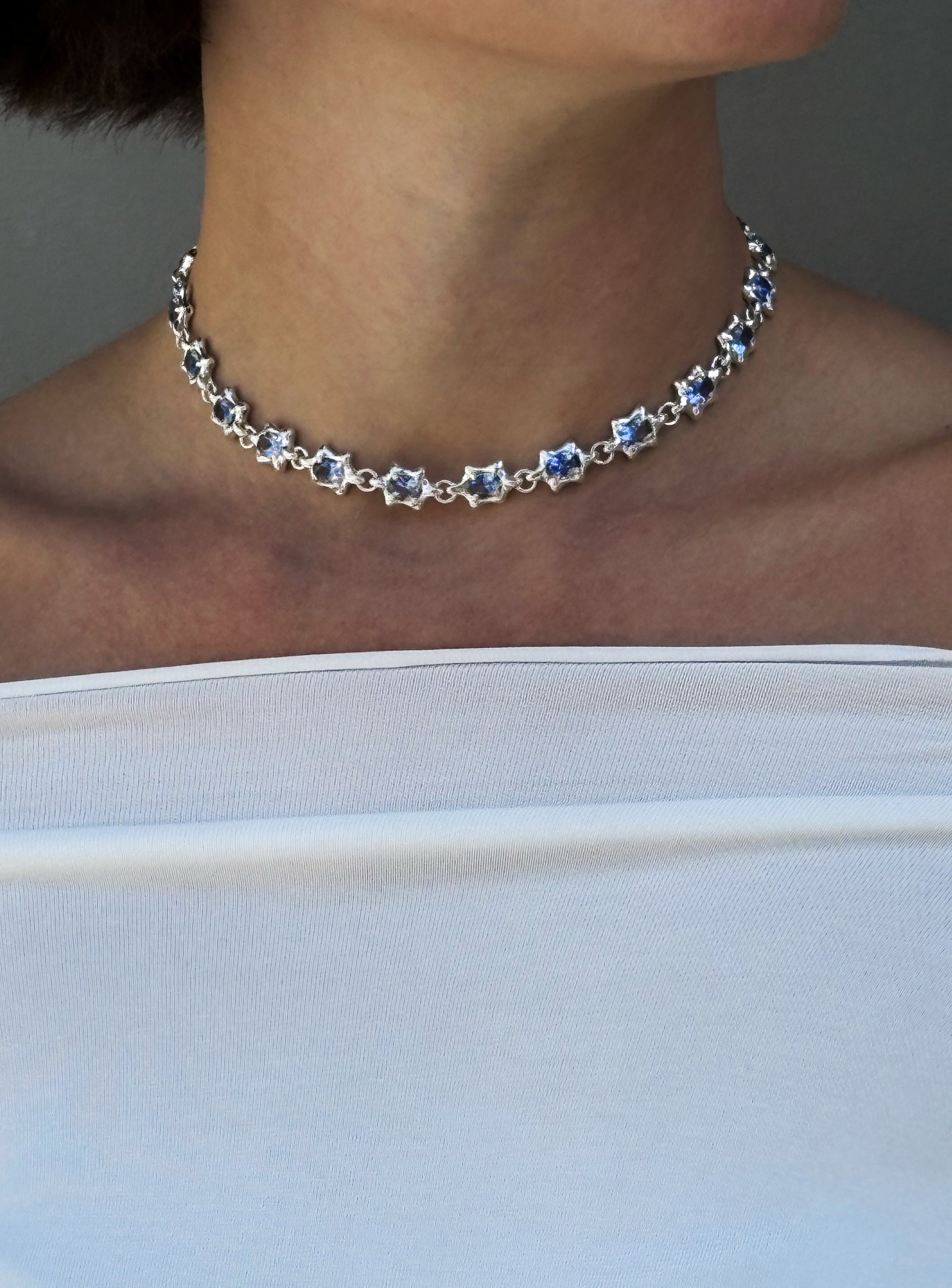6 POINT GEM CHOKER