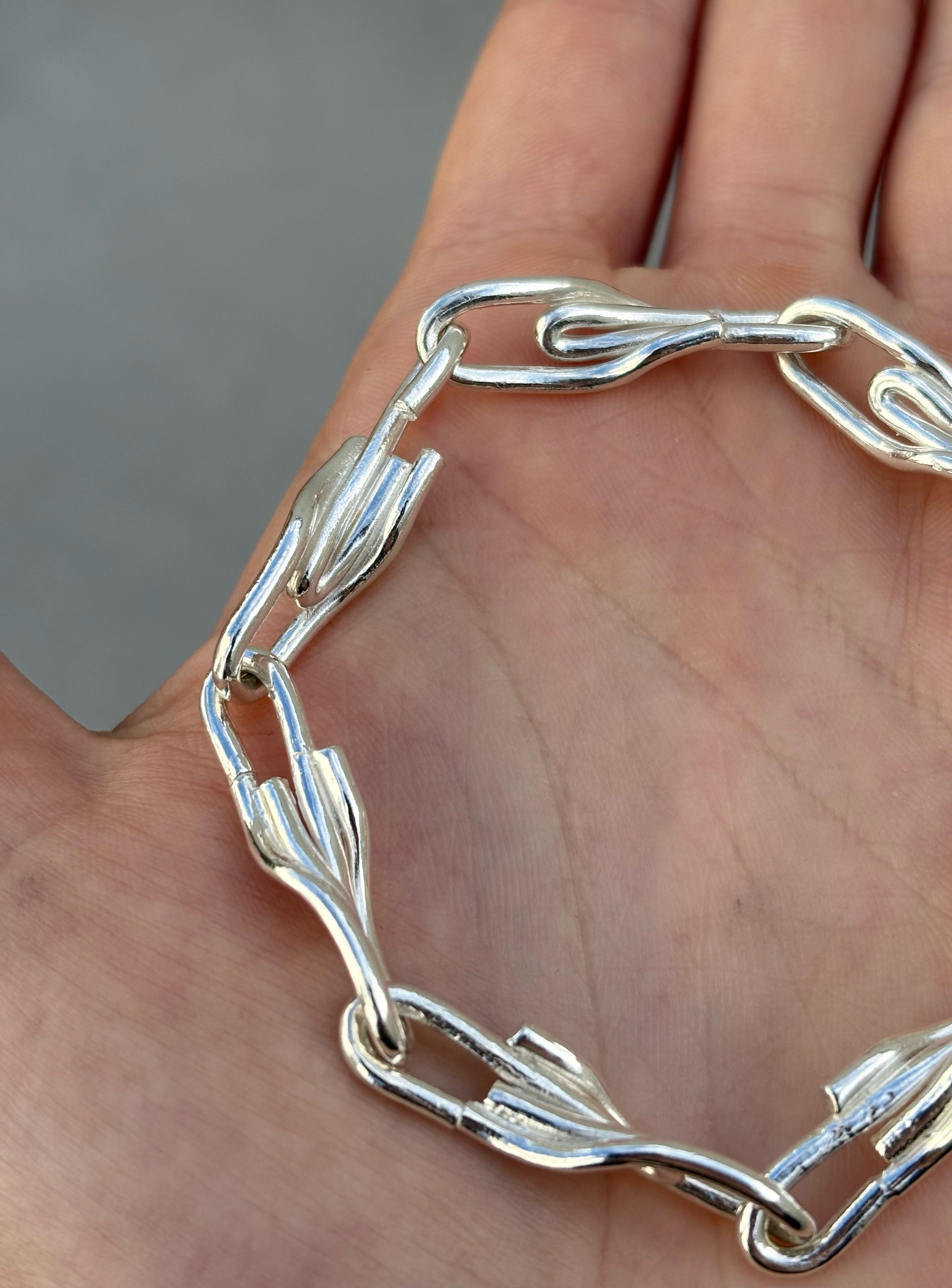 THICK PAPER CLIP BRACELET