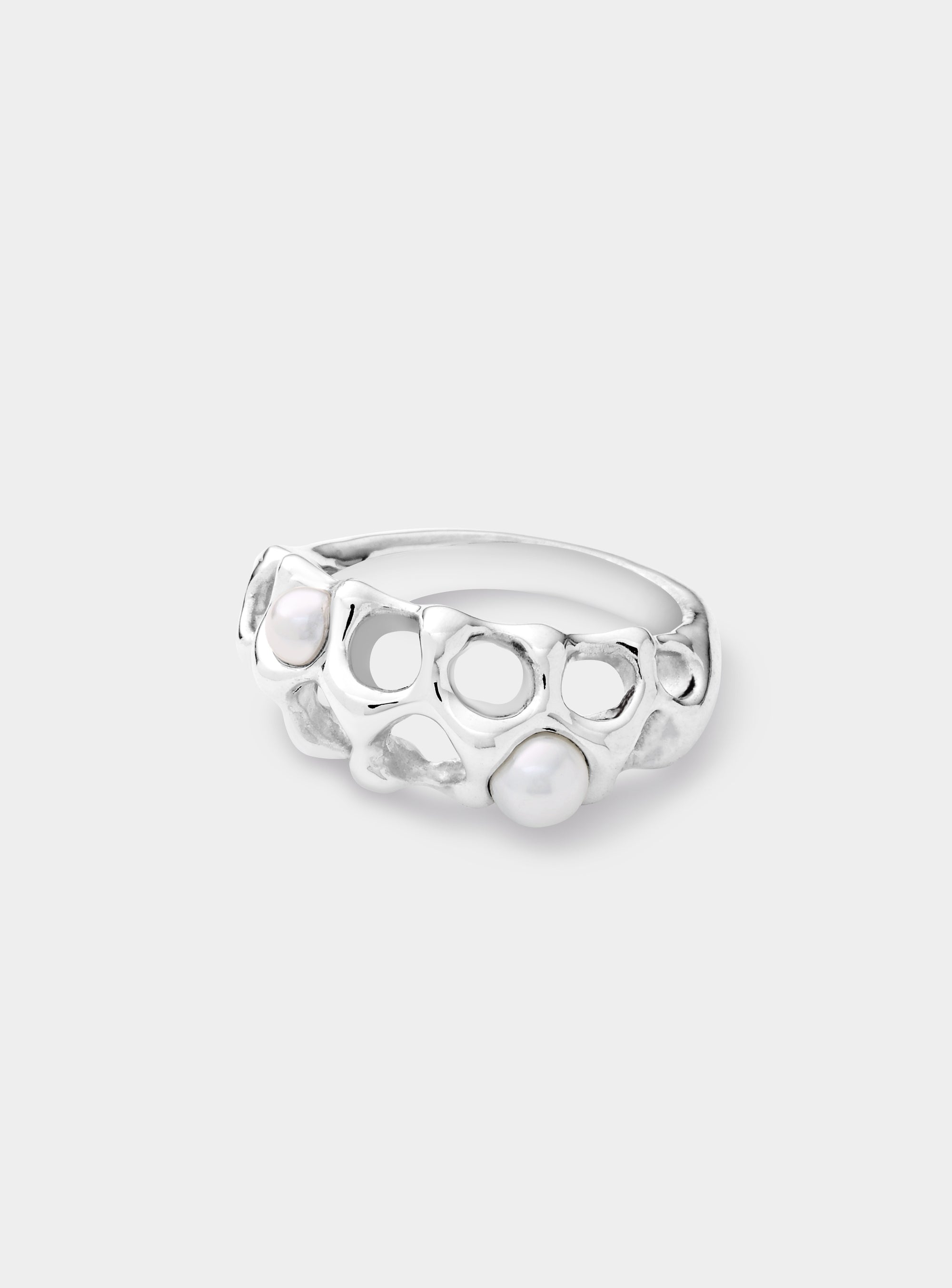 PEARL WEB RING