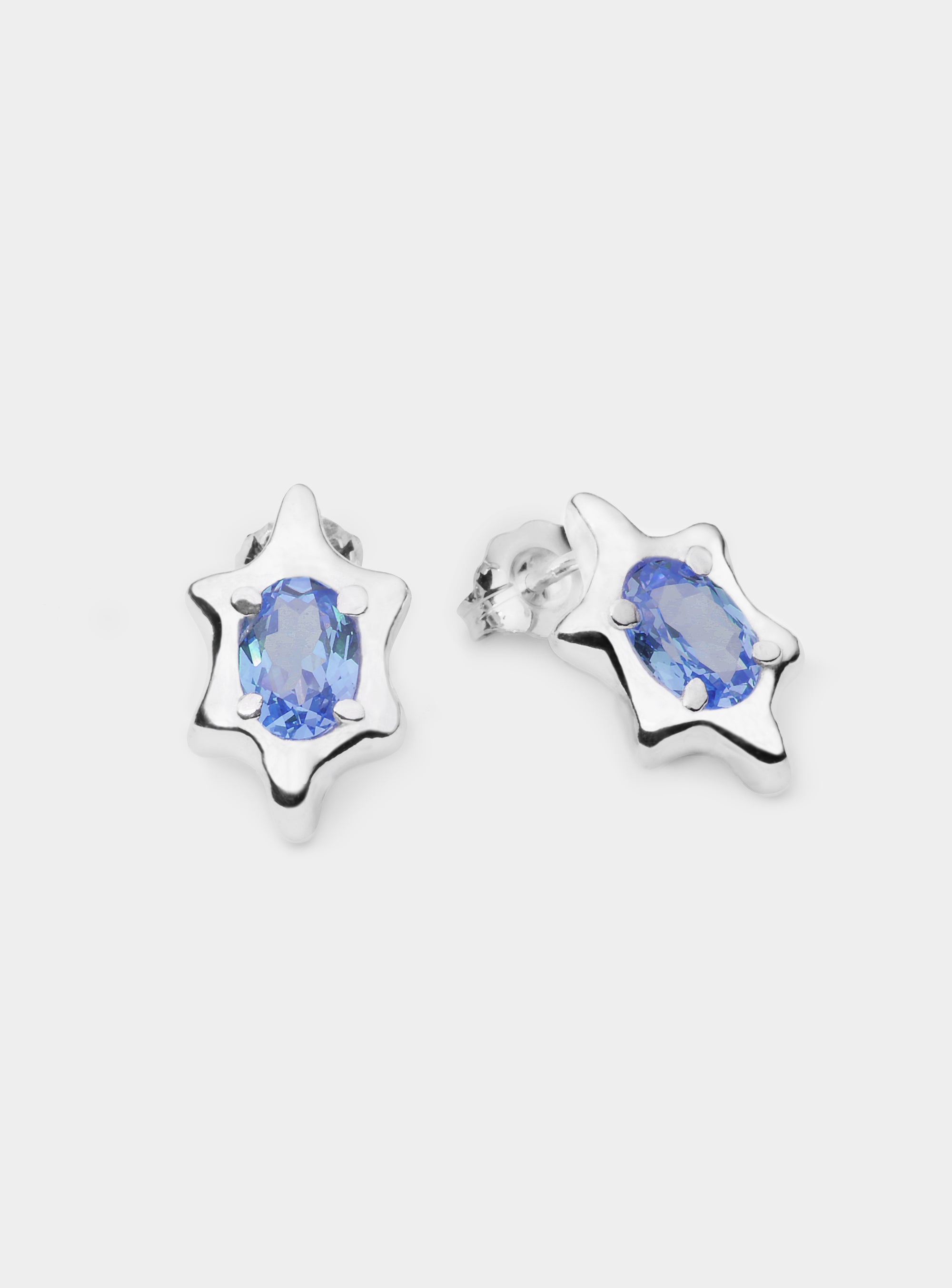 6 POINT GEM STUD(S)