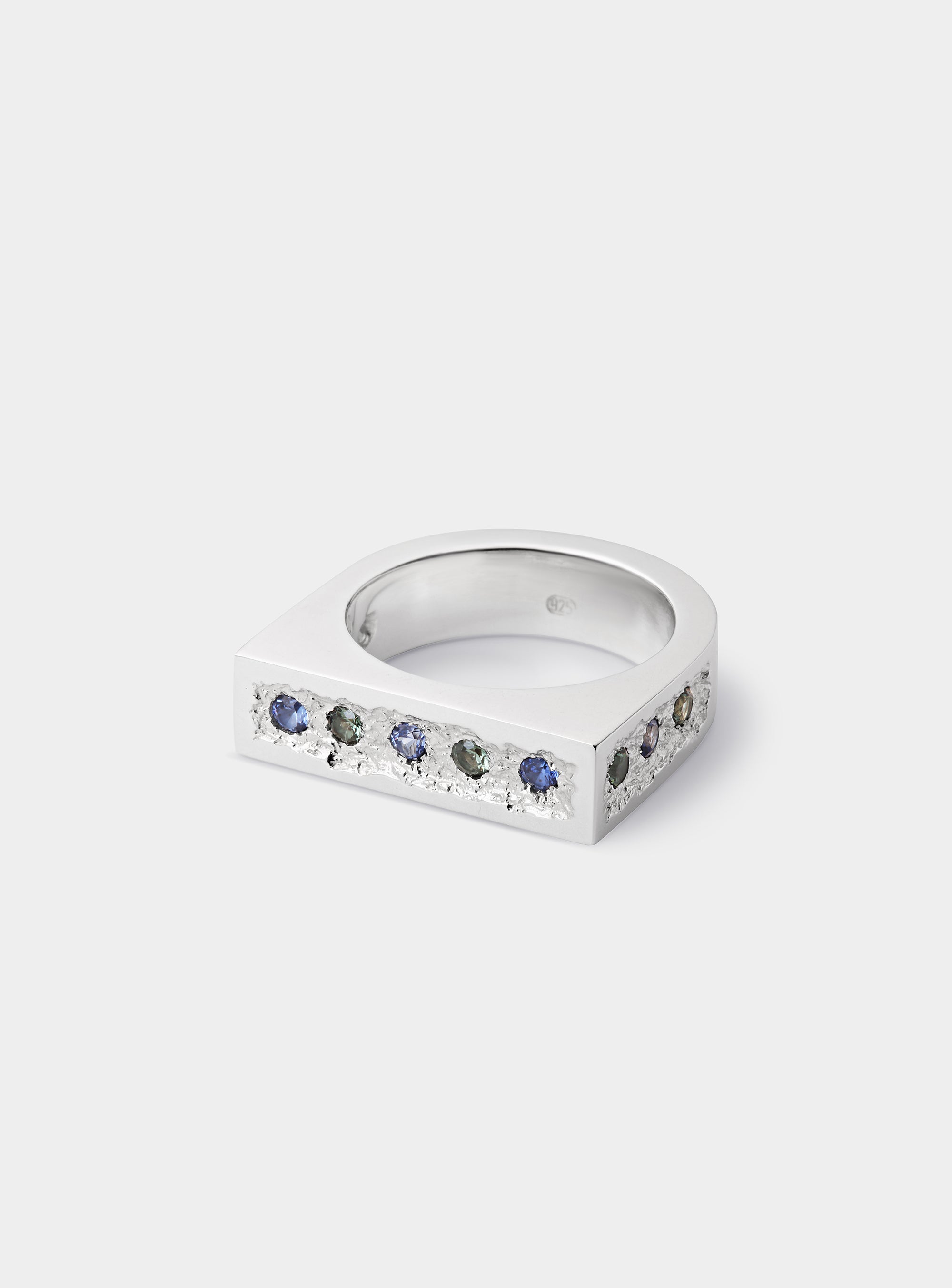 HALF CHANNEL RING BLUE